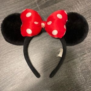 Disney Minnie Mouse ears